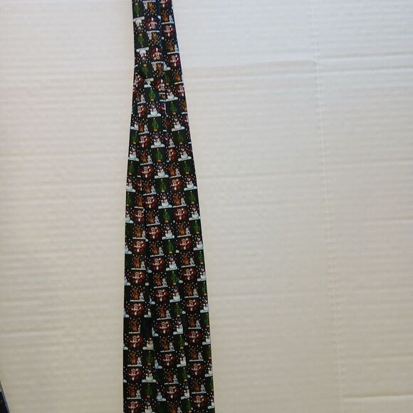 2 Christmas Tie's Unbranded 100% Polyester, Made in Korea. - Picture 10 of 10
